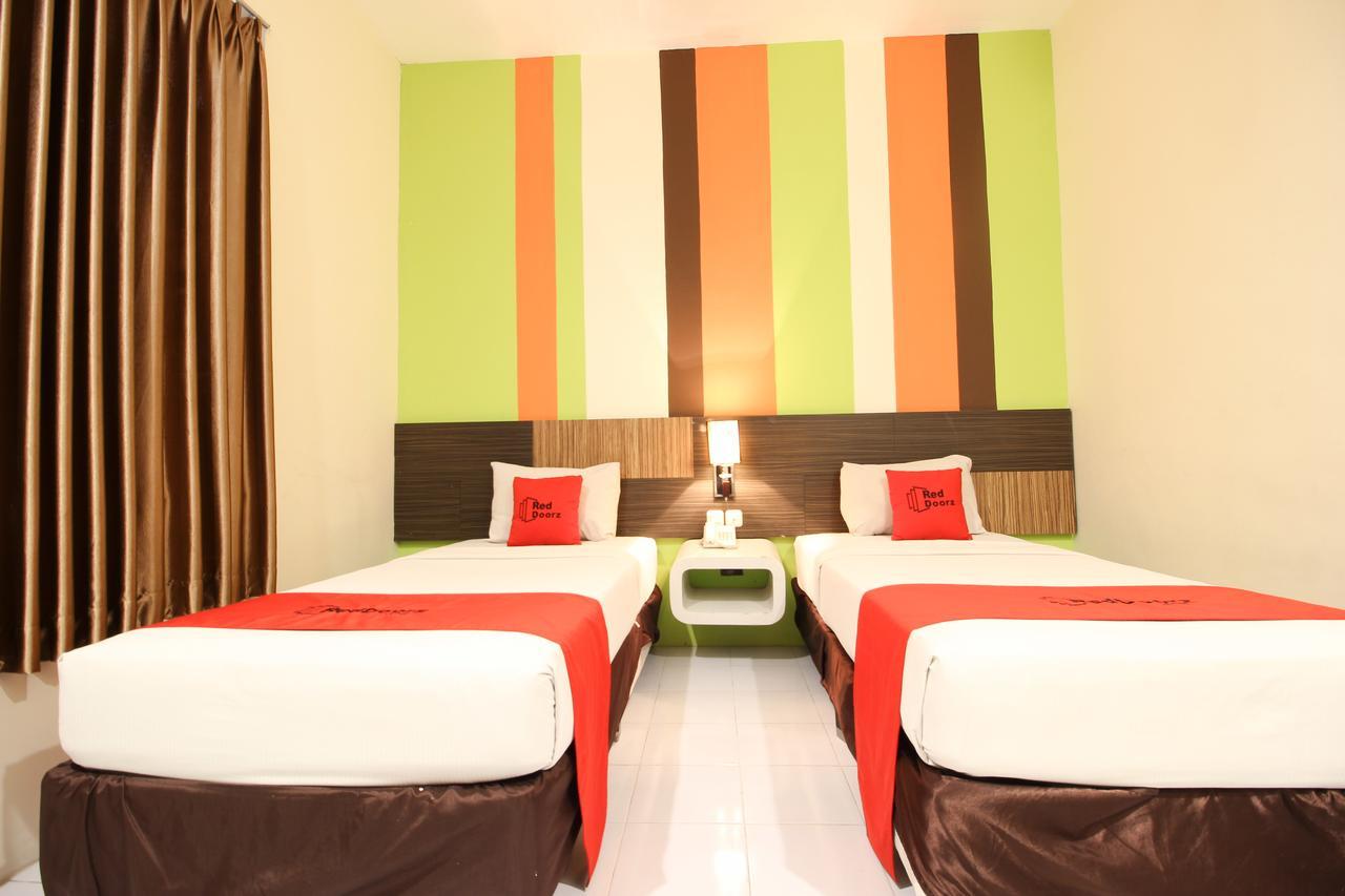 Reddoorz Plus Near Keraton Yogyakarta 2 Esterno foto
